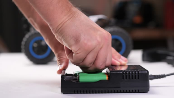 Charging lithium batteries for Roundry, proper charging setup demonstration