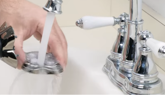 Roundry displayed with cleaning tools, highlighting safe sharing and hygiene steps