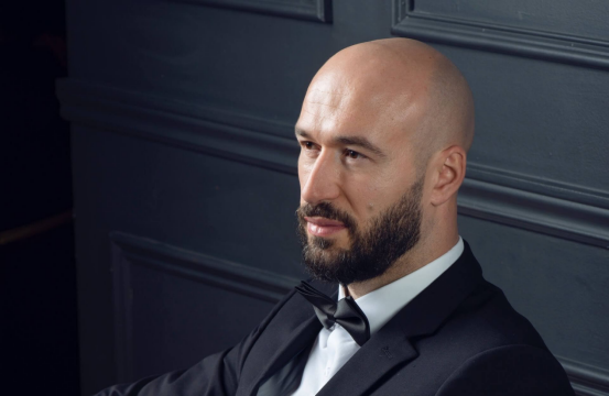 Bald man (long-term Roundry user) in From Habit to Love Roundry experience